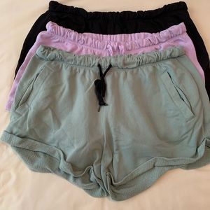 5 pairs of Pink & Victoria Secret Lounge Shorts Size Large